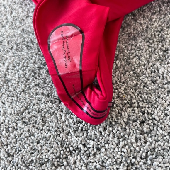 Full Send One Piece Red Thong Women’s Swimsuit Bathing Suit California Size XL - Picture 2 of 8